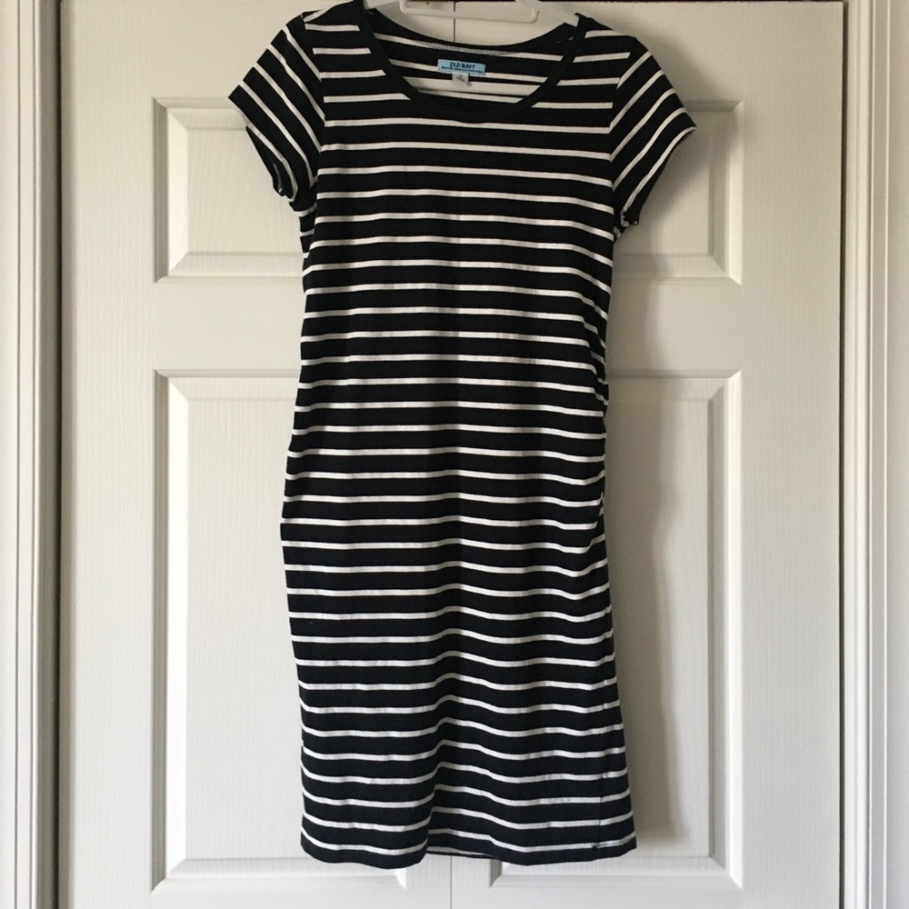 Old Navy Maternity Dress- Black And White stripe